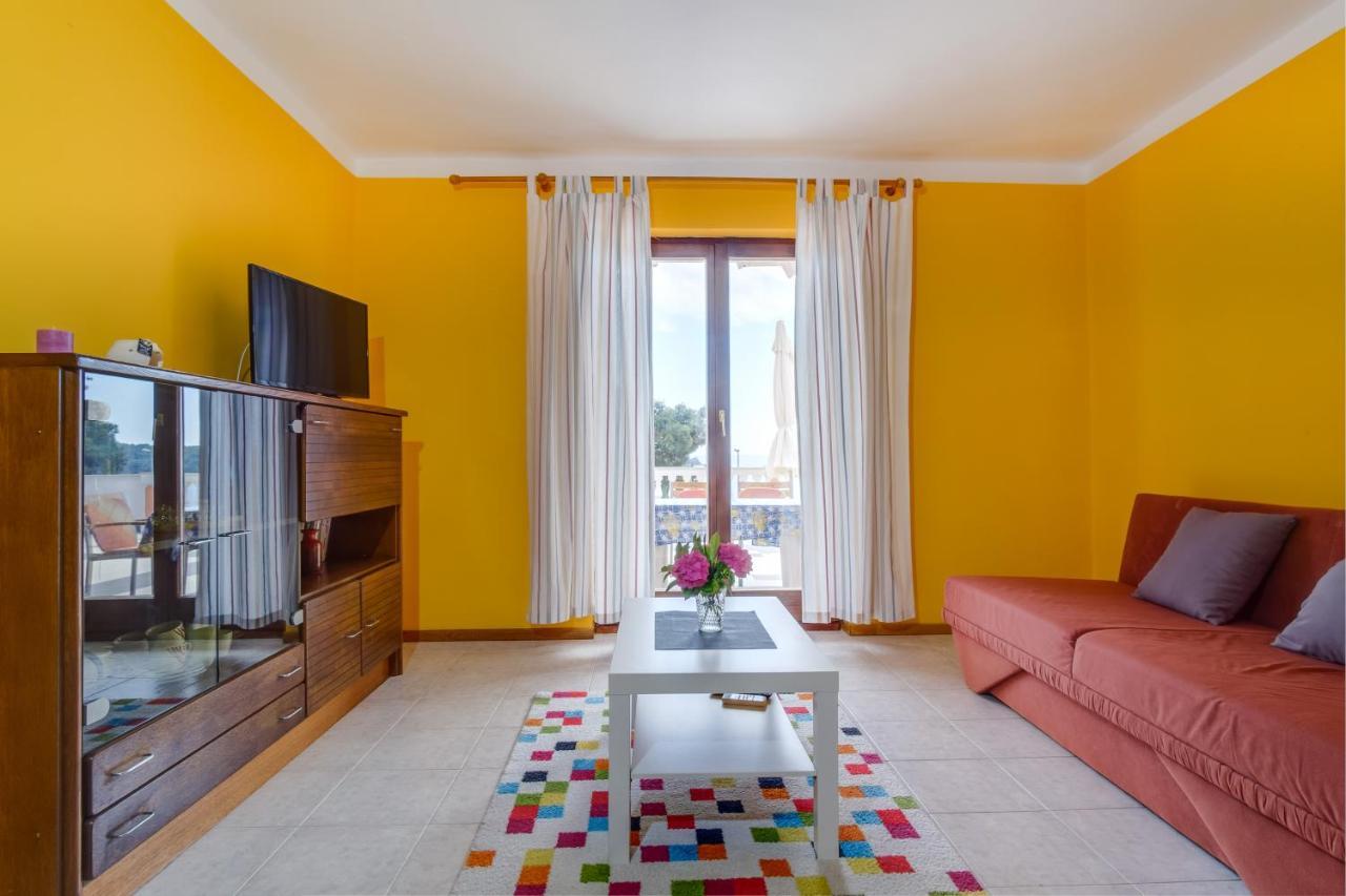 Apartments Villa Julija マリ・ロシニュ エクステリア 写真
