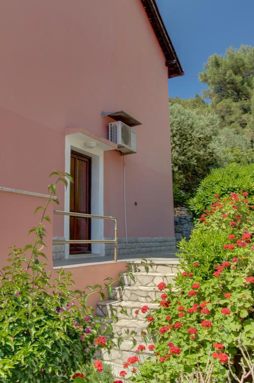 Apartments Villa Julija マリ・ロシニュ 部屋 写真